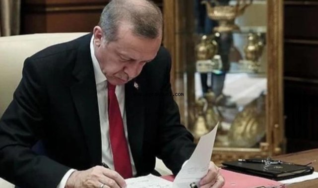 Erdoğan, 31 üst düzey ismi görevden aldı