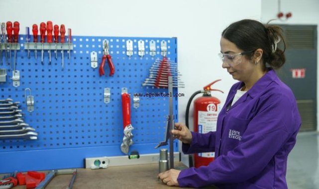 İstihdamın her alanında kadın gücü: Konaklı kadın CNC operatörleri geliyor