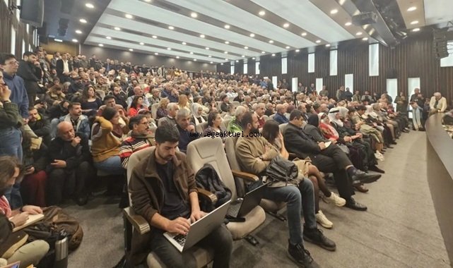 İzmir'de "barış" konuşuldu