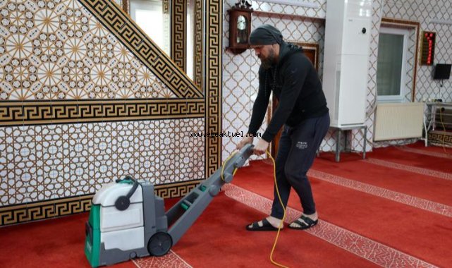 Balçova’da camiler Ramazan’a hazır