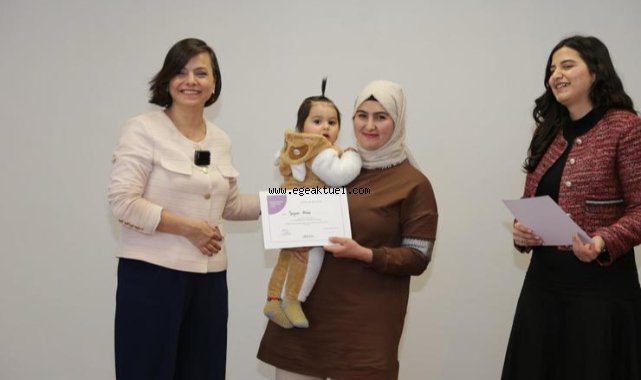 Karabağlar’da annelere farkındalık eğitimi