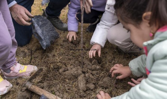 Karşıyakalı minikler çevre bilinciyle yetişiyor
