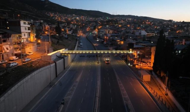 Altındağ Yaya Üst Geçidi hizmete açıldı