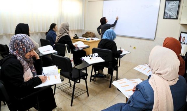 Bayraklı Belediyesinden hayatlara dokunan kurs