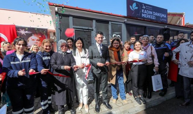 Bayraklı'da kadın danışma merkezi açıldı 