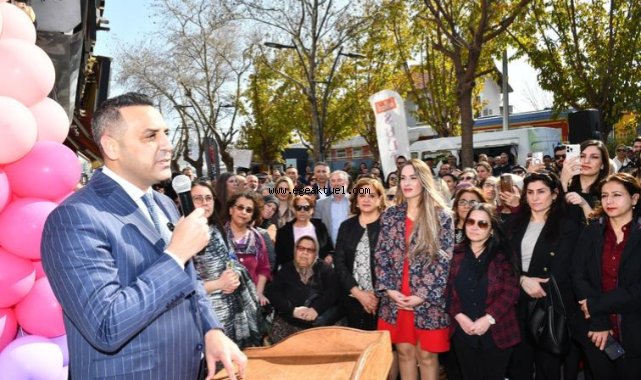 Çiğli’de “Kadın El Emeği Sokağı” Açıldı