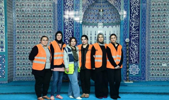 Karabağlar’daki camiler Ramazan’a hazır