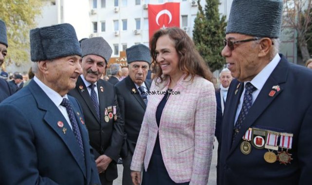 Karşıyaka 18 Mart şehitlerini andı