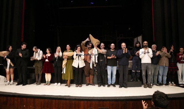  “Yolcu” adlı oyun Bursa’da sahnelendi