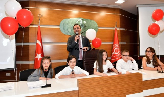 Bornova’da 23 Nisan coşkusu