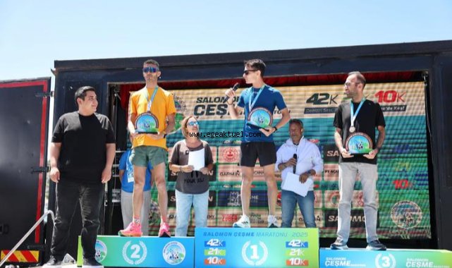 2 bin 606 sporcu Salomon Çeşme Maratonu’nda koştu