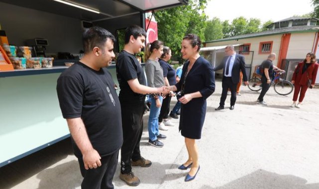  Sengel' den  Engelsiz Gençlerine Ziyaret