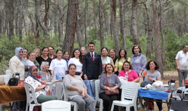 Bayraklı’da Anneler Günü Kutlaması