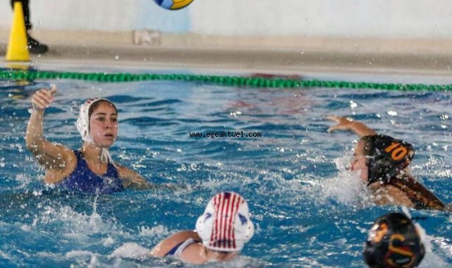 Büyükşehir sutopunda kupa yolunda