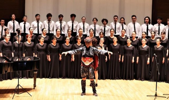 İzmir Uluslararası Çoksesli Korolar Festivali başladı