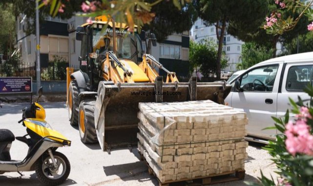 Balçova’da park yenileme ve çevre düzenleme mesaisi