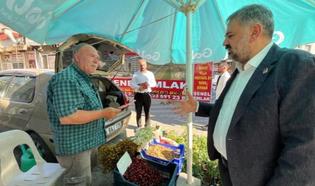 CHP İzmir Hemşehrileri ile Sokakta Bayramlaşıyor