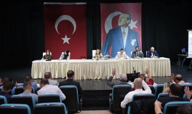 Konak Meclisi’nde Başkan Tugay’a destek açıklaması