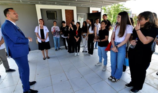 Ömer Eşki öğrencilere Kıbrıs’ı anlattı