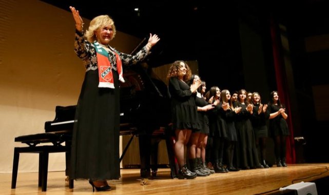 Ünlü piyanist Gülsin Onay 20 Haziran’da Karşıyaka’da