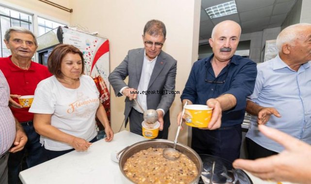 Başkan Tugay aşure bereketini paylaştı