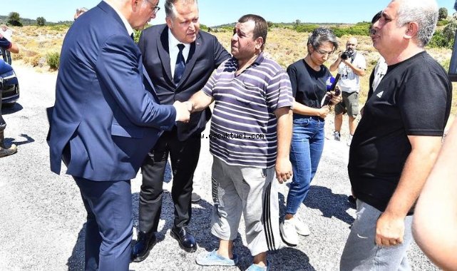 Başkan Tugay Urla'da yangın bölgesinde incelemelerde bulundu