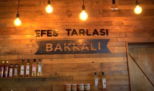Efes Tarlası Bakkalı Yerli Üretimin Kalbi Olmaya Devam Ediyor