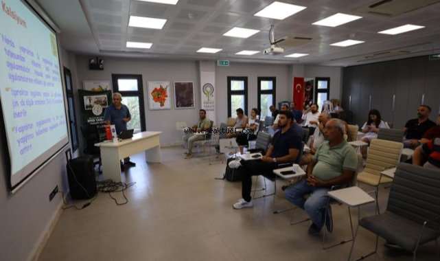 Efes Tarlası Yaşam Köyü’nde Nar Üreticilerine Eğitim