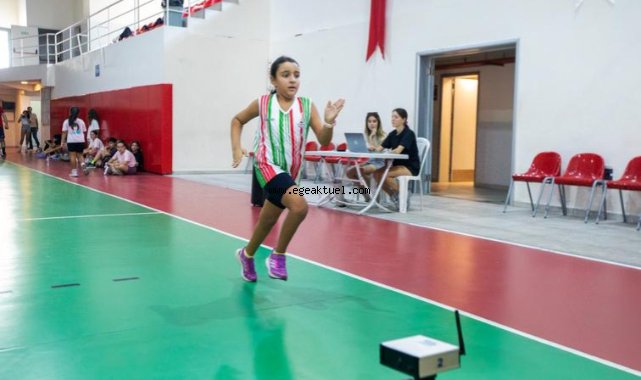 Karşıyaka’da örnek hizmet: Sportif yetenekler keşfediliyor