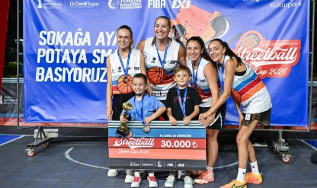 3x3 Streetball İzmir Cup 2025’te ödüller sahiplerini buldu