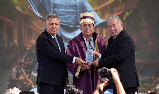 İzmir'de yılın ahisi belli oldu