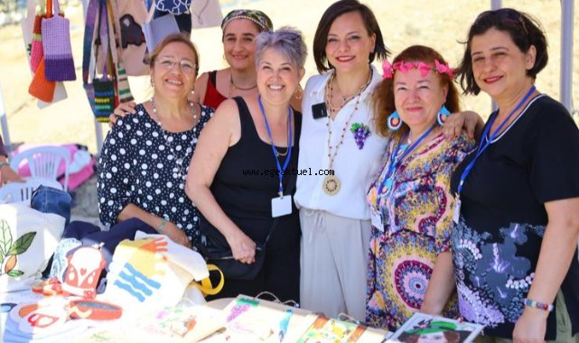 Kavacık Köyü, Festivale Katılan On Binlerle Doldu Taştı