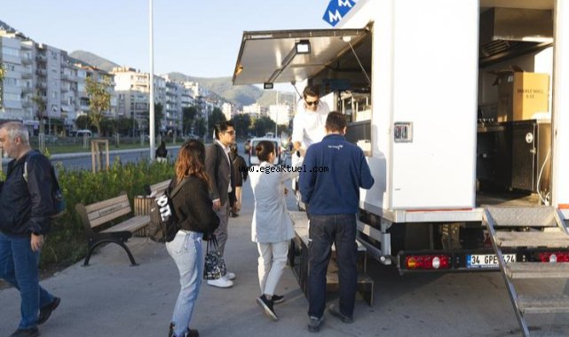 Balçova Belediyesi’nden Soğuk Havaların Gönül Isıtan Dokunuşu: