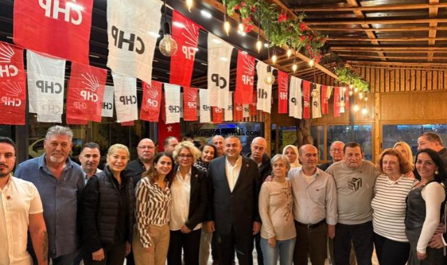 CHP Konak'a yeni katılımlar: "İktidar mücadelesine güç katıyoruz"