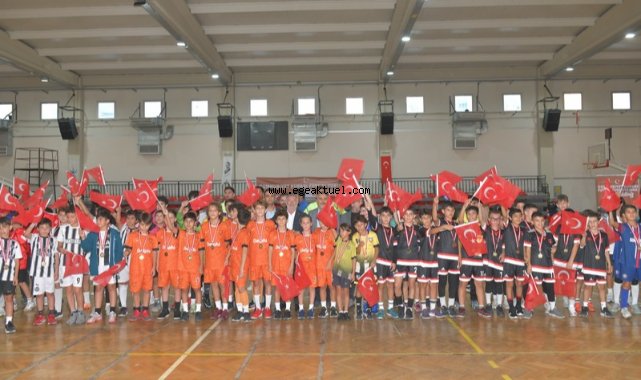 Çiğli’de Cumhuriyet coşkusu sürüyor