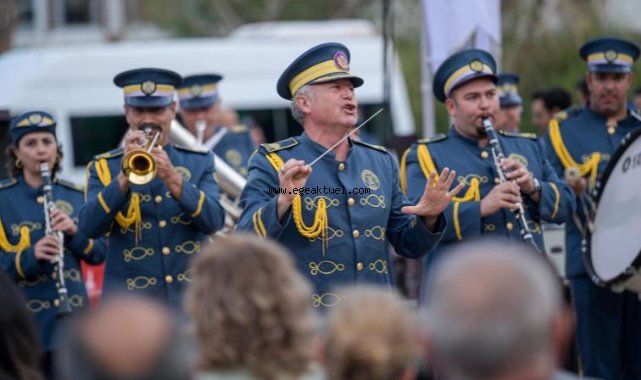İzmir’de Cumhuriyet kutlamaları devam ediyor