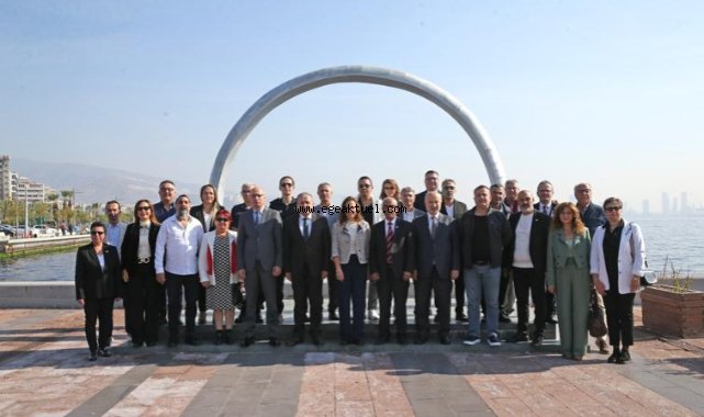 Karşıyaka’da “Muhtarlar Günü” zirvesi!
