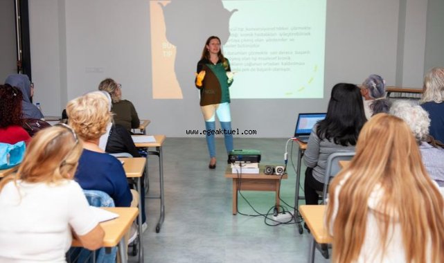 Karşıyaka’nın 3. Yaş Üniversitesi’nde ders zili çaldı!