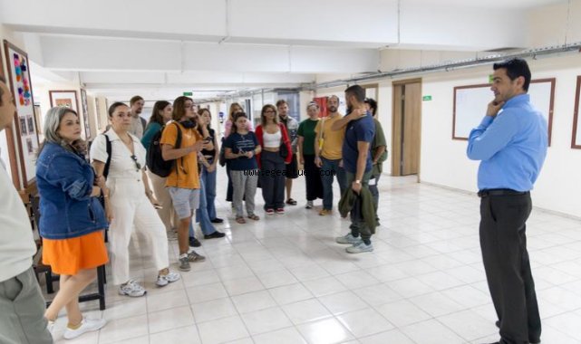 Karşıyakalı öğrencilere uluslararası eğitim desteği