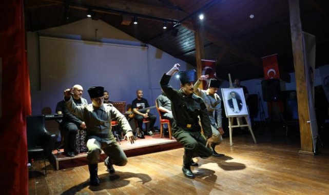 Atatürk, Efes Selçuk’ta Şarkılar Ve Şiirlerle Anıldı