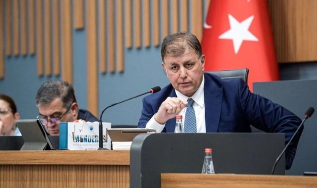 Başkan Cemil Tugay'dan yanıt: "Kara tablolar içerisinde değiliz"