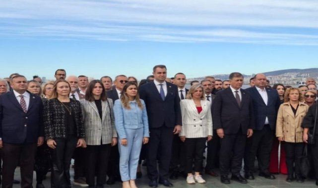 CHP İzmir'den 24 Kasım töreni