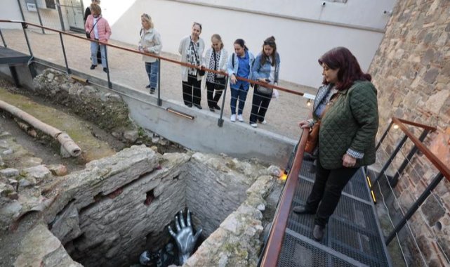 Sanat ve tarihi buluşturan Kıllıoğlu Hamamı’na yoğun ilgi