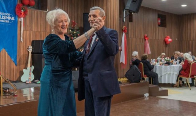 Huzurevinde yeni yıl coşkusu