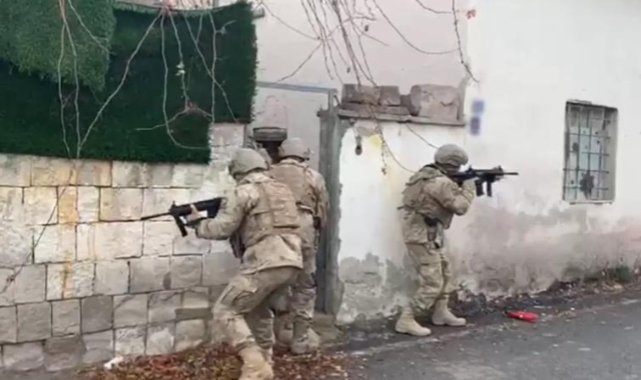 İzmir'de DAEŞ'ın kasasına baskın!