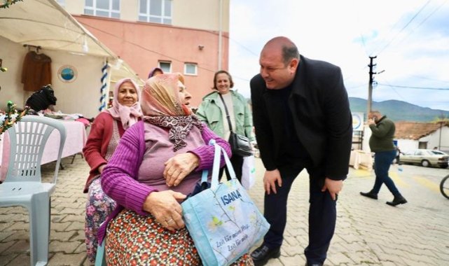 Menderes’te Coşkulu Yılbaşı Pazarı