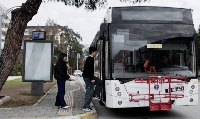 Balçova'dan Üniversiteye Hazırlanan Gençlere Ulaşım Desteği