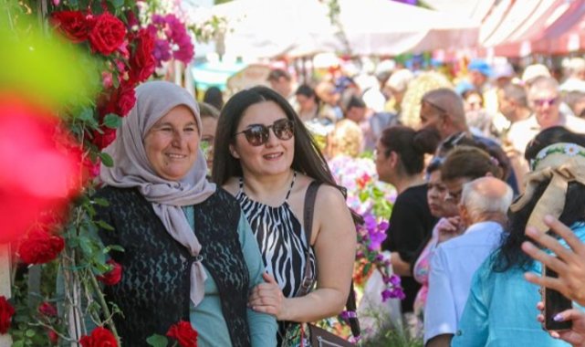 Baharın Başkenti" Bayındır, 27. Uluslararası Çiçek Festivali'ne Hazırlanıyor