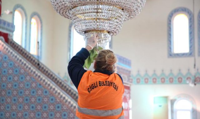 Çiğli’de İbadethaneler İçin Temizlik Mesaisi