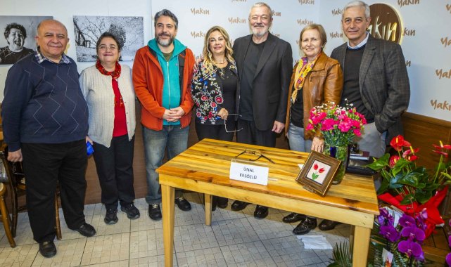 Ersözlü,Yeni Kitabı'nı Okurları İçin İmzaladı